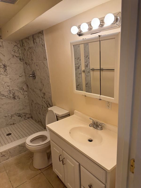 Foto del edificio - 8701 Lindendale Dr