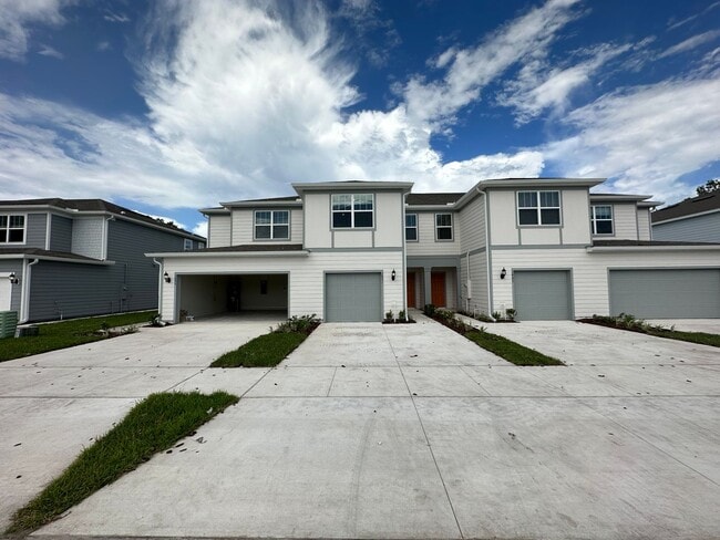 3 Bedroom, 2.5 Bath Town Home in Winter Park! - 3 Bedroom, 2.5 Bath Town Home in Winter Park!