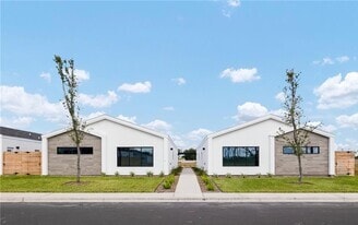 Building Photo - 605 Sparrow Road