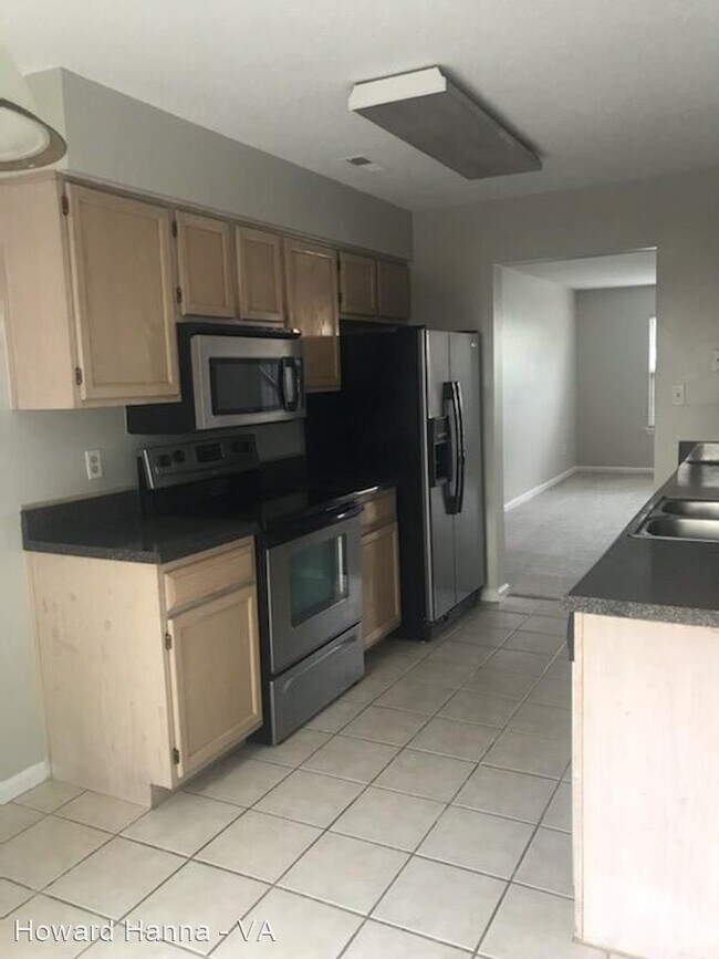 Building Photo - 2 br, 2.5 bath House - 624 Brisa Court