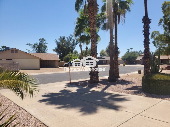 Foto del edificio - 5136 E Tierra Buena Ln