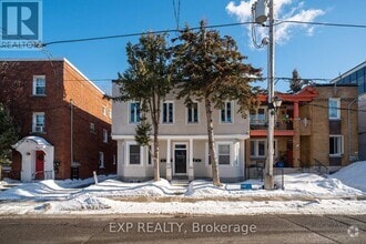 Building Photo - 52-52 St Andrew St