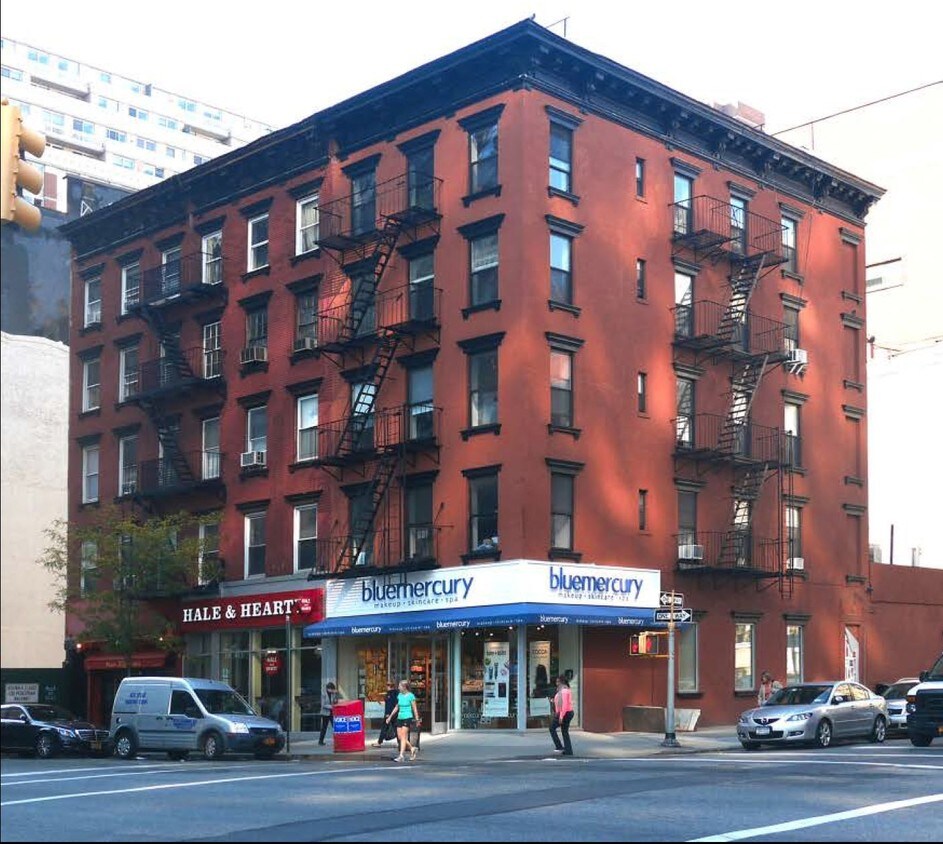 Foto del edificio - 1566 Third Ave