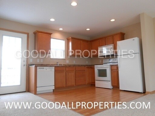 Building Photo - 4307 153rd Pl