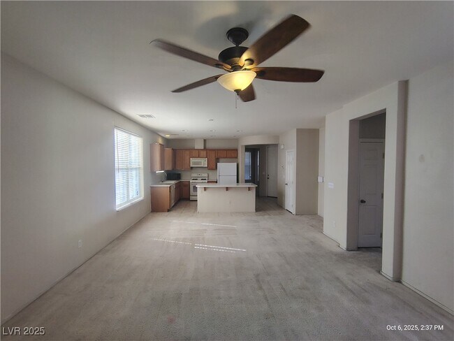 Foto del edificio - 5820 Addy Ln