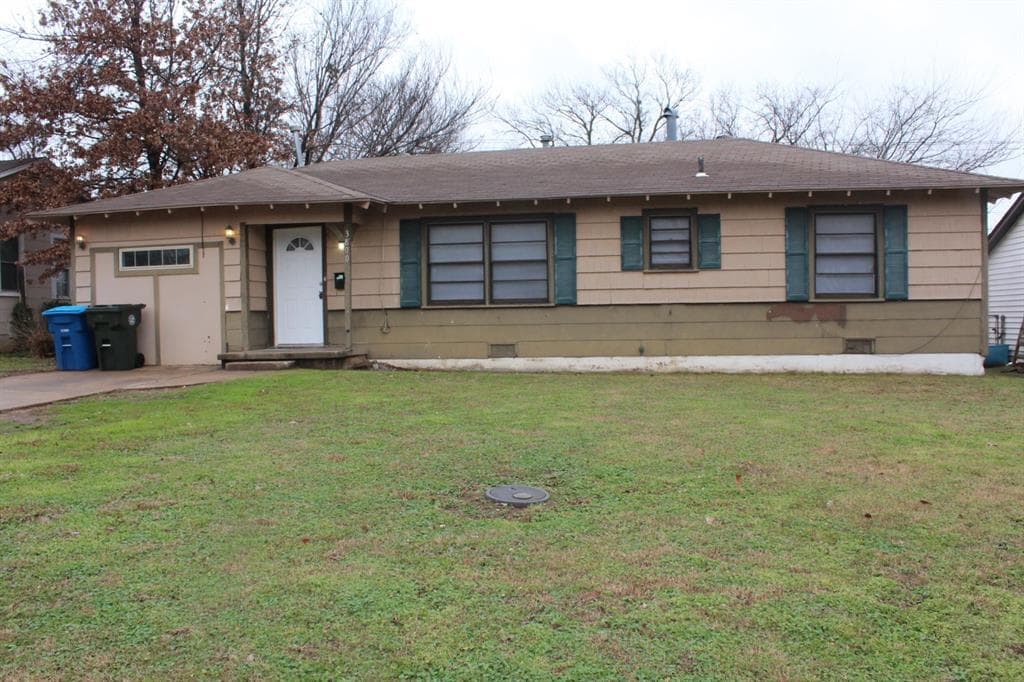 Primary Photo - 3800 Woodside Dr