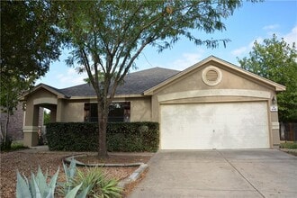 Building Photo - 4616 Woodstock Dr
