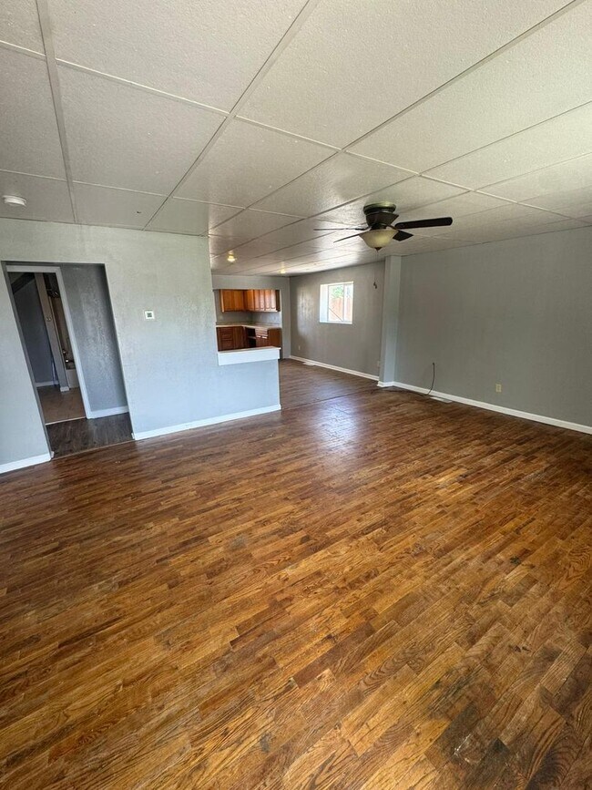 Foto del edificio - Remodeled 4 bedroom in Trinidad!
