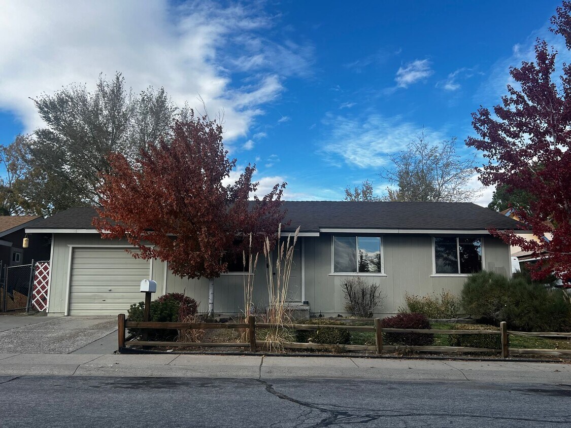 Primary Photo - Charming 3/1.5 Home in Indian Hills