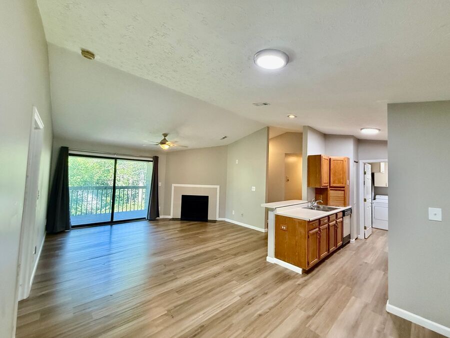 Photo - 7631 Montgomery Road-10