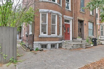 Building Photo - 202 Hamilton St
