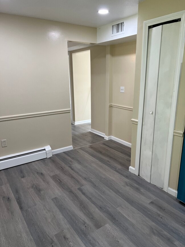 Foto del edificio - 4 Loveland Hill Rd