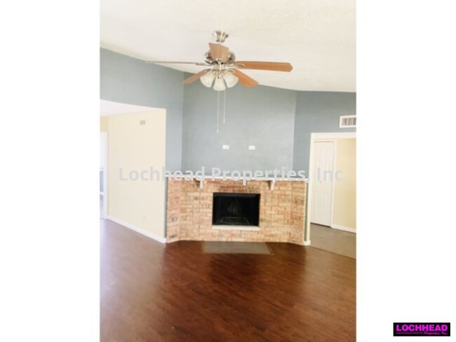 Foto del edificio - *****3 BEDROOM HOME IN ROWLETT*****