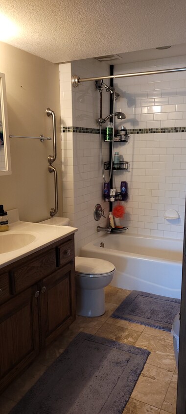Primary Photo - 25435 W Comfort Dr
