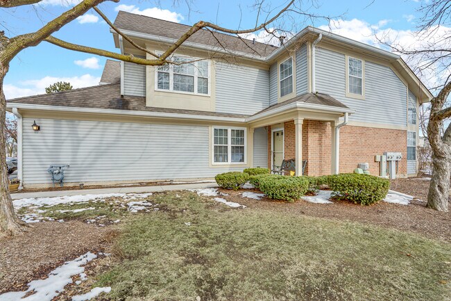 Foto del edificio - 133 White Branch Ct N