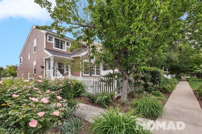 Foto del edificio - Charming 3BR Townhome in Lafayette