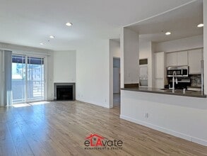 Building Photo - 14515 Dickens St