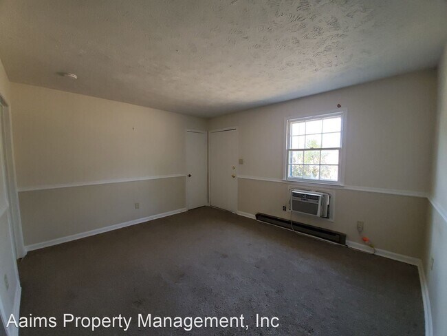 Foto del edificio - 1 br, 1 bath House - 6425-D Applecross Avenue