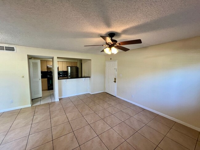 Photo - Spacious 1-Bedroom 1-Bathroom Unit in Highly Sought-After Hollywood Parc Condo