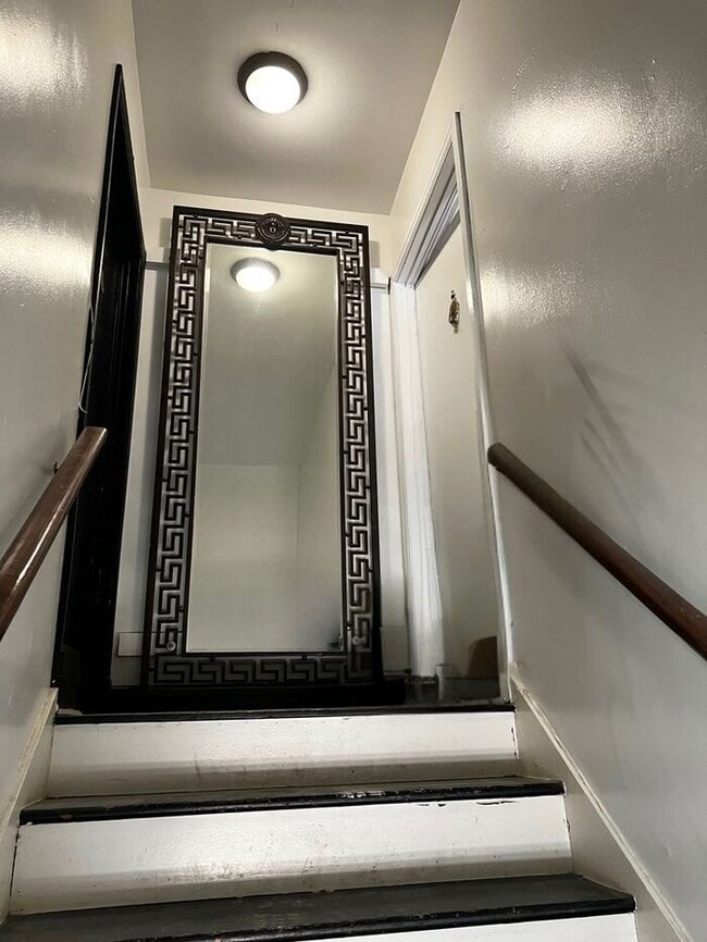 Foto del edificio - Charming Newly Remodeled 2bd/1ba on Cooper...