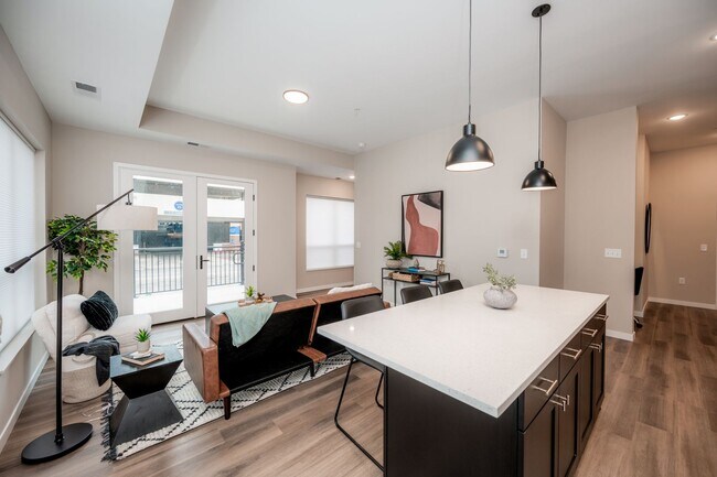 Interior Photo - Ovation