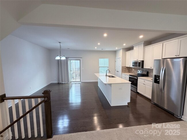 Foto del edificio - 2053 Birchside Dr