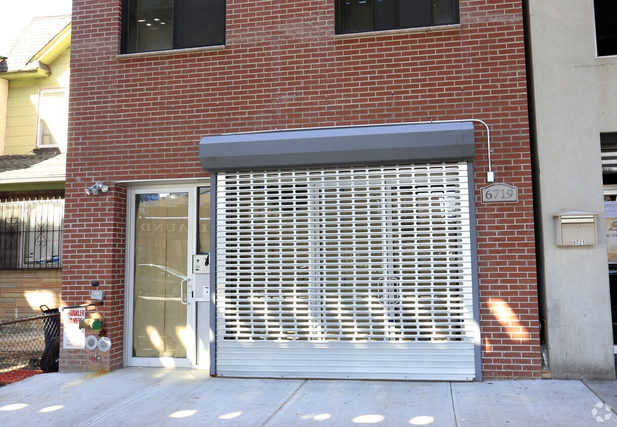Street Level - 67-19 Roosevelt Ave
