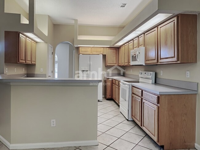 Foto del edificio - 357 Maplewood Dr