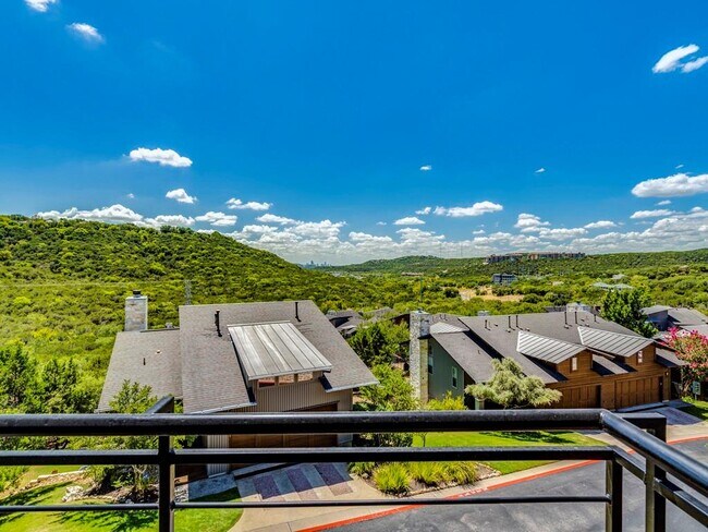 Building Photo - 8110 Ranch Rd 2222