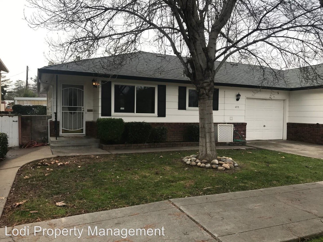 Foto principal - 2 br, 1 bath House - 405 S School