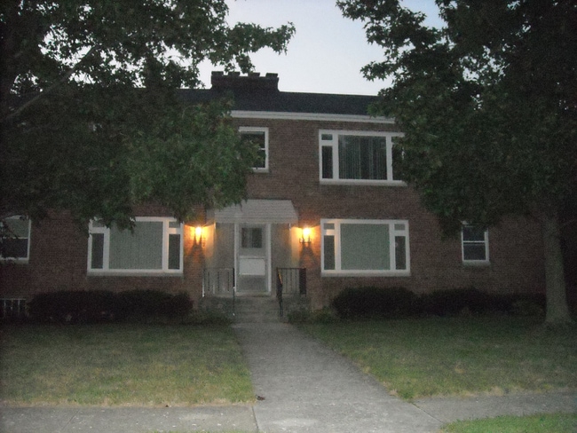 Building Photo - 2010 Harwitch Rd