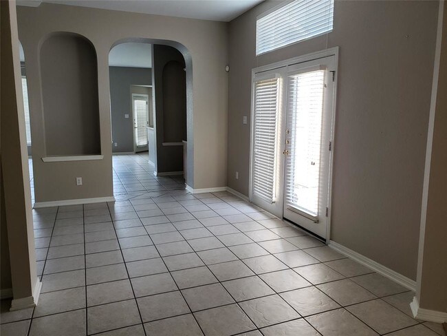 Foto del edificio - 17310 Canyon Knoll Dr