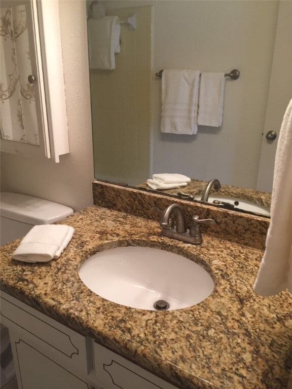 Building Photo - 6501 E Hill Dr