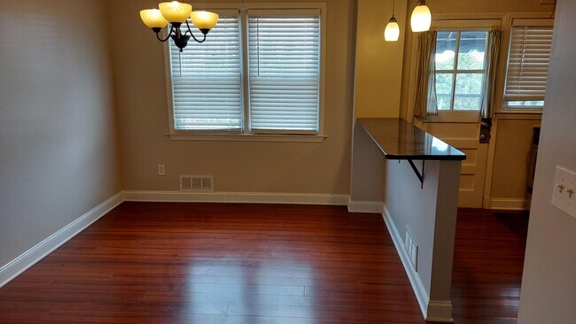 Building Photo - 1864 Yakona Rd