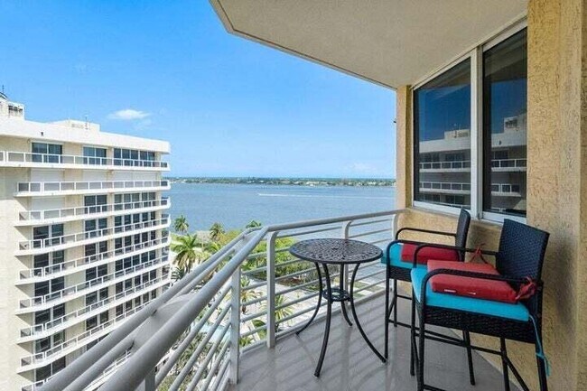 Foto del edificio - 1551 N Flagler Dr