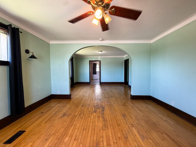 Foto del edificio - 657 Lake Ave