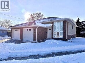 Building Photo - 262 Kempt St