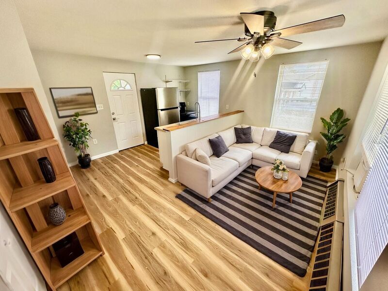 Foto principal - 208 S 9th St