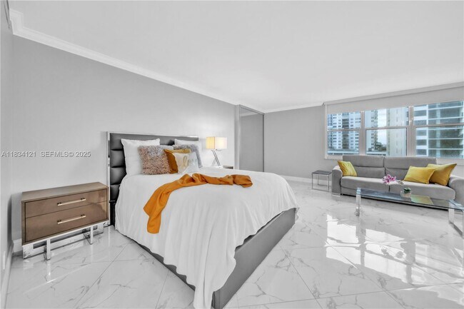 Foto del edificio - 2501 S Ocean Dr