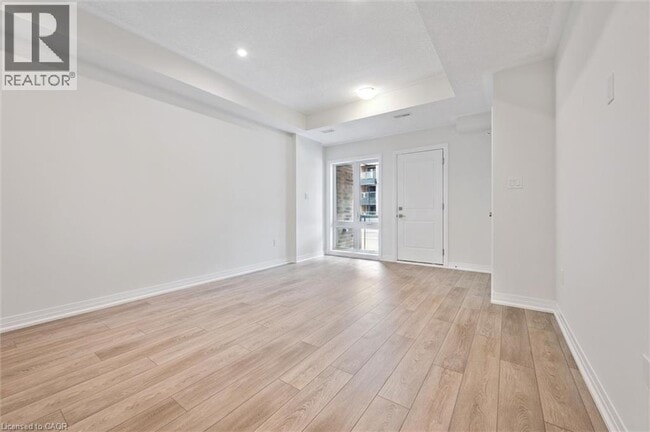 Building Photo - 167 REVERIE Wy