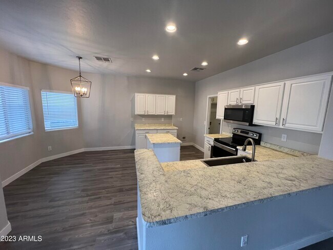 Foto del edificio - 16142 N 168th Ln