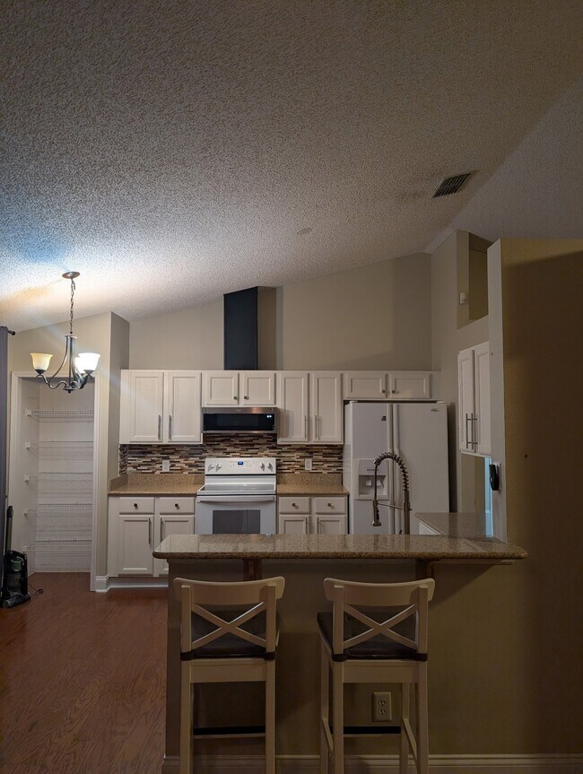 Building Photo - 4456 Oakham Ct