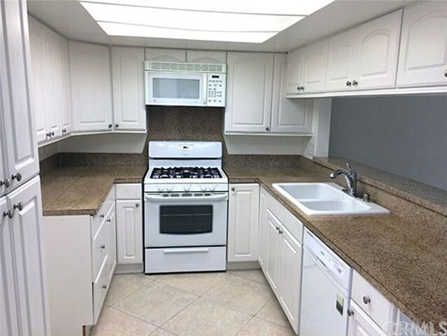 Building Photo - 14144 Windjammer Ln