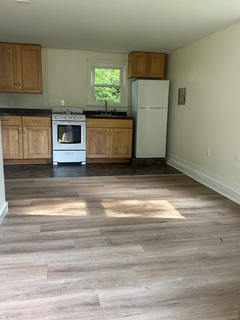 Combination kitchen/living room. - 30 Pleasant St