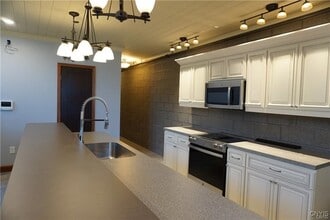 Building Photo - 124-40 Swansea Ave