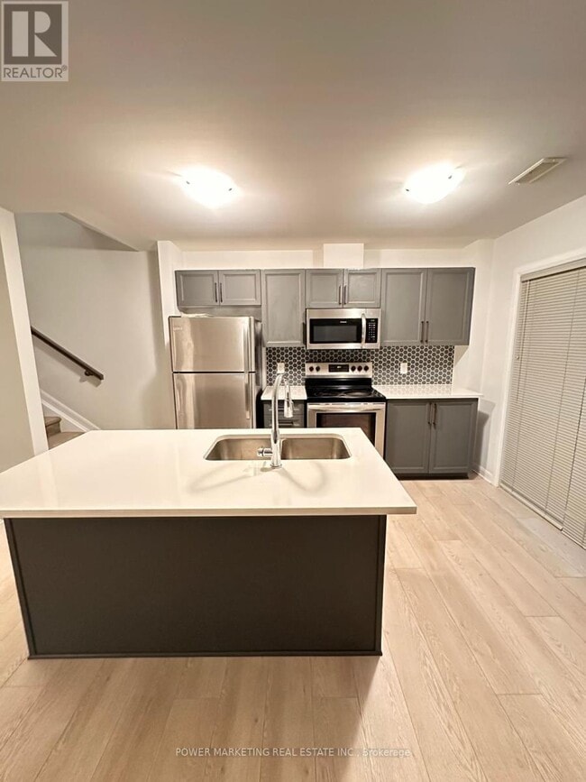 Building Photo - 701 Amberwing Private