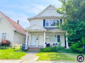 Building Photo - 837 Colburn St
