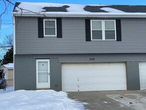 Building Photo - 7518 N 285th Ave Cir