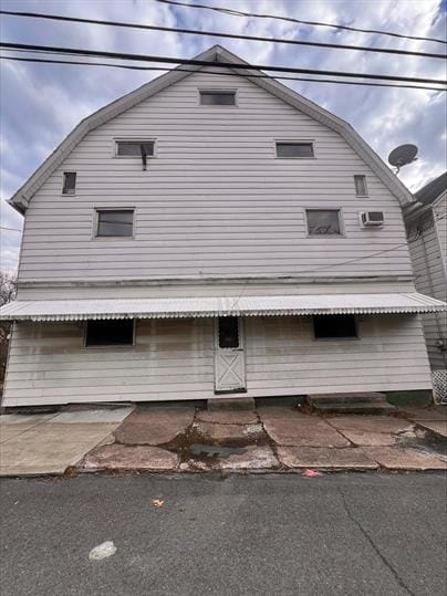 Building Photo - 166 S Main St