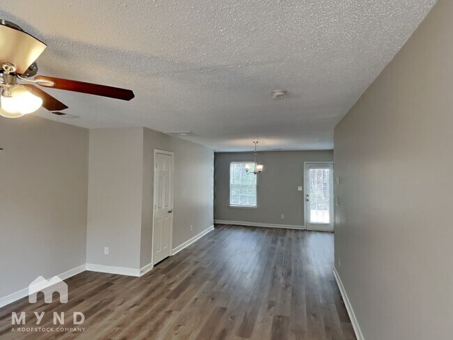 Foto del edificio - 2006 Harrison Park Dr